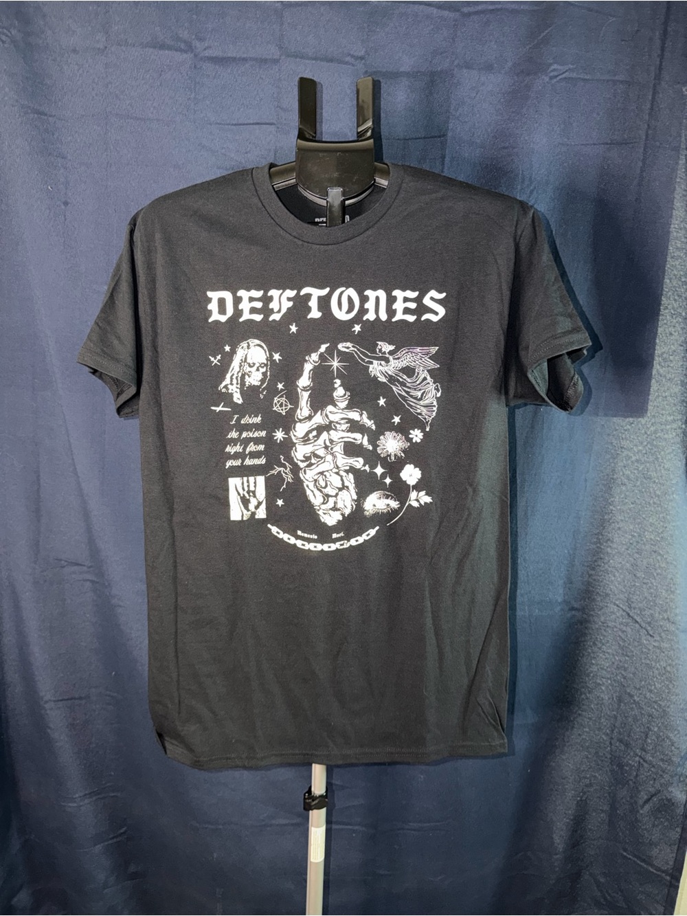 Deftones Graphic Band Tee – Size Medium